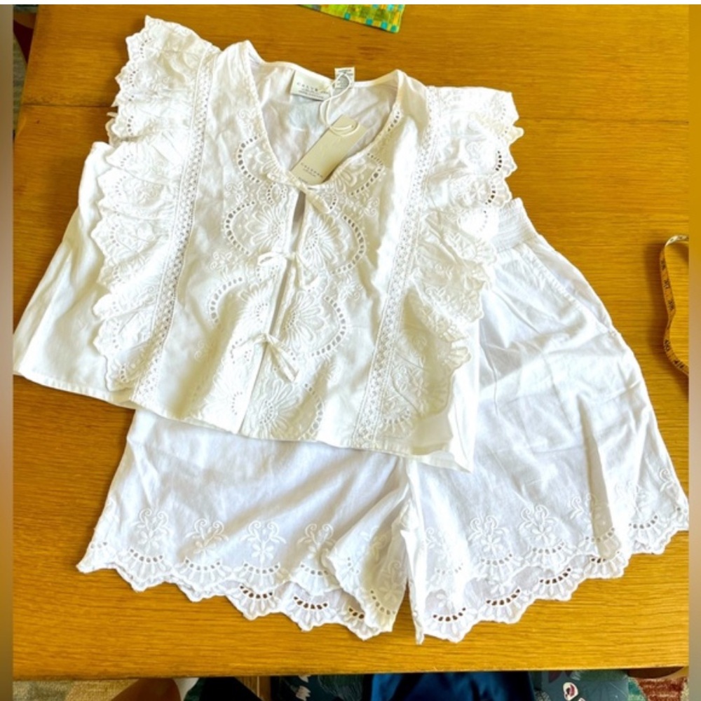Calypso St. Barth White Floral Embroidered Blouse